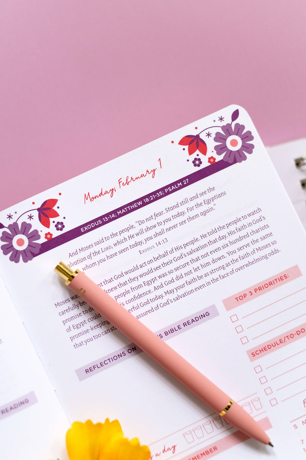 The Read through the Bible in a Year Planner: 2027 Edition